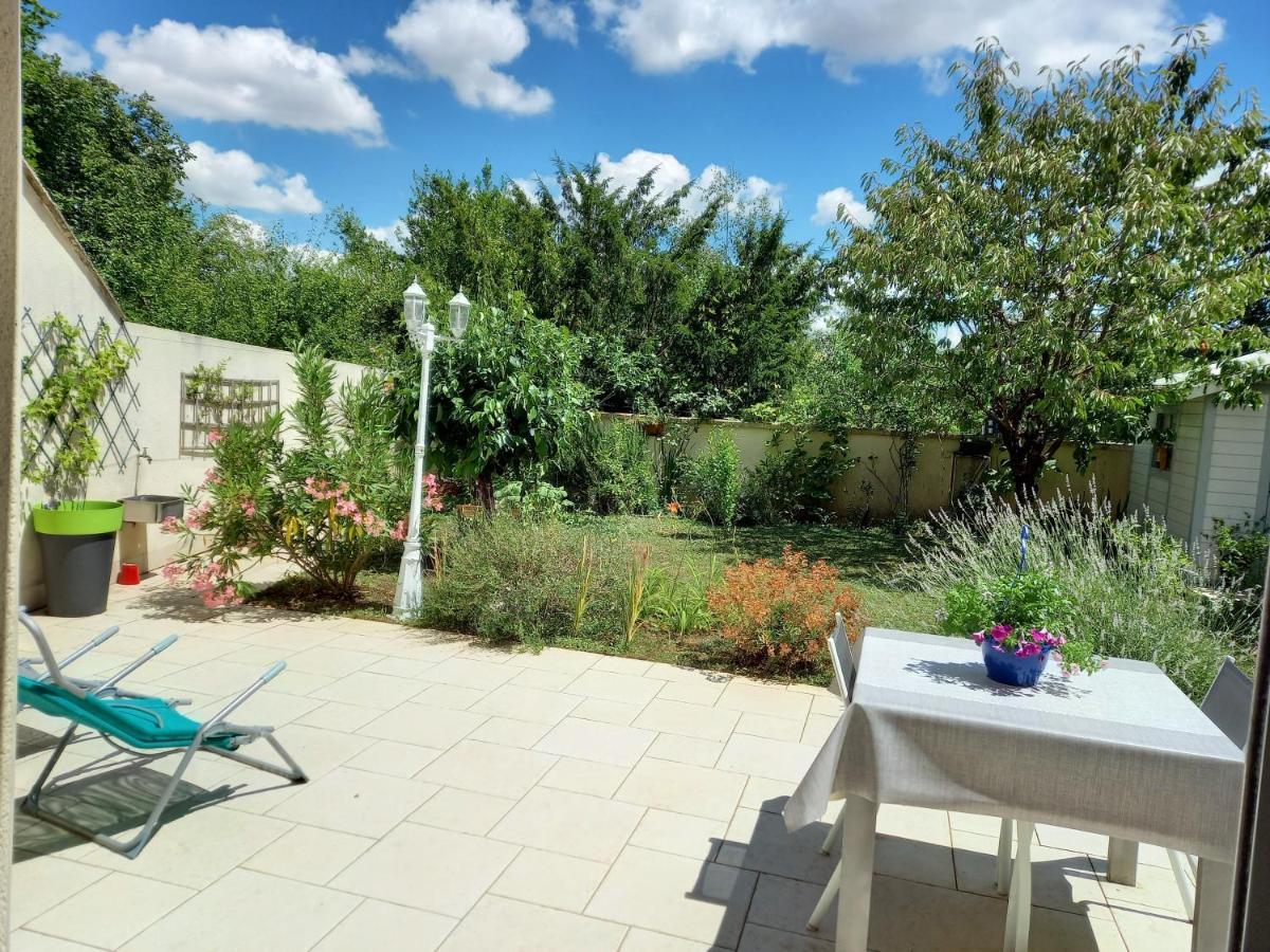 Le Jardin D'Anatole Lägenhet Bourges Exteriör bild